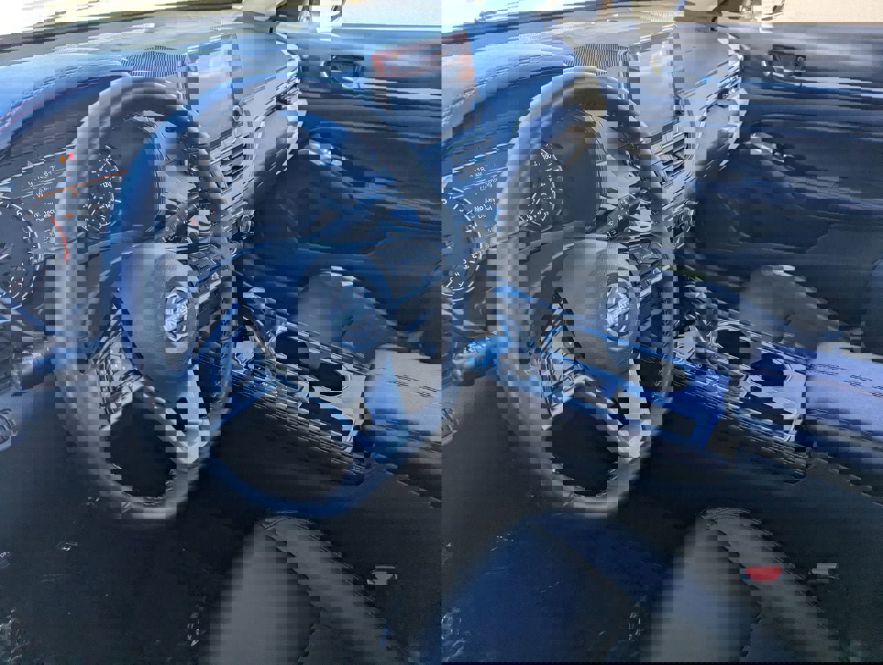 Used 2025 Nissan Altima 2.5 SR image 18