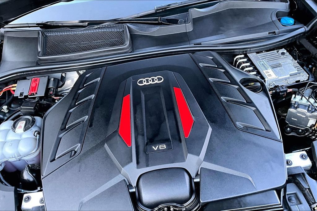 Used 2023 Audi SQ8 Premium Plus w/ SQ8 Luxury Package AWD/4WD image 31