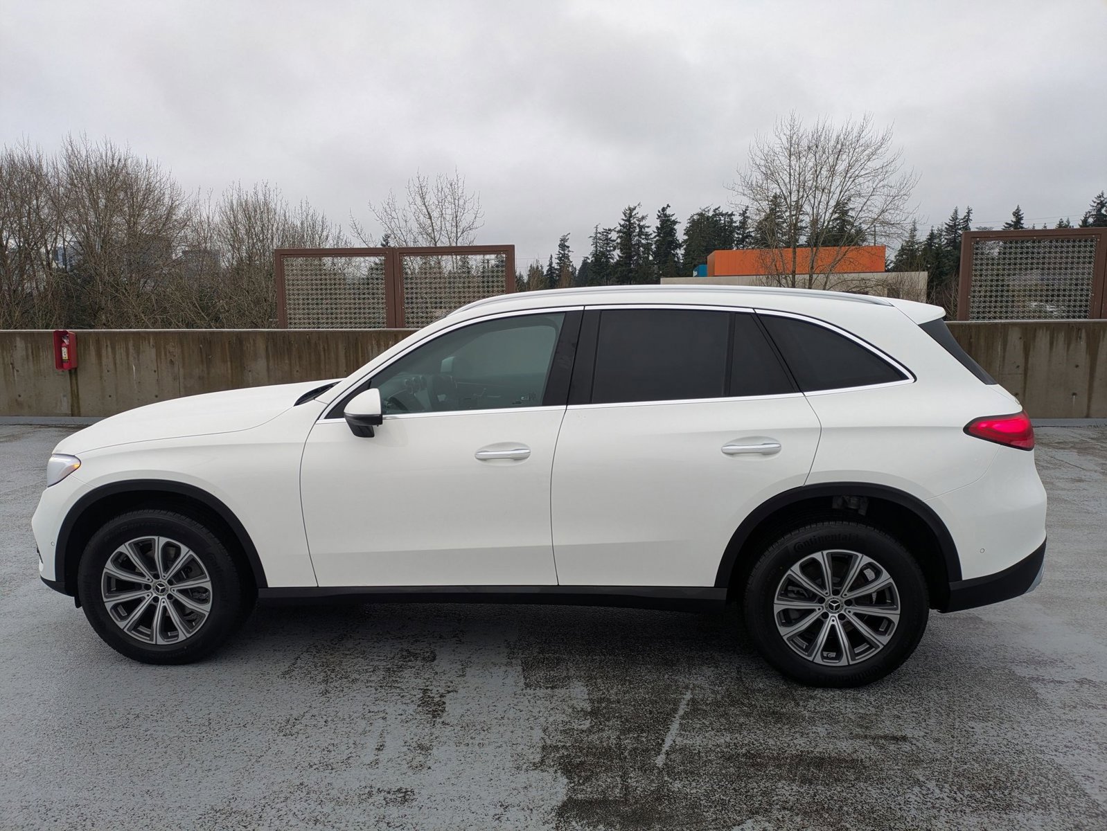 Certified 2026 Mercedes-Benz GLC 300 4MATIC image 9