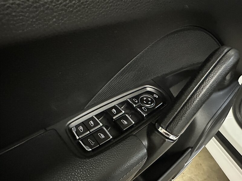 Used 2013 Porsche Cayenne GTS AWD/4WD image 29