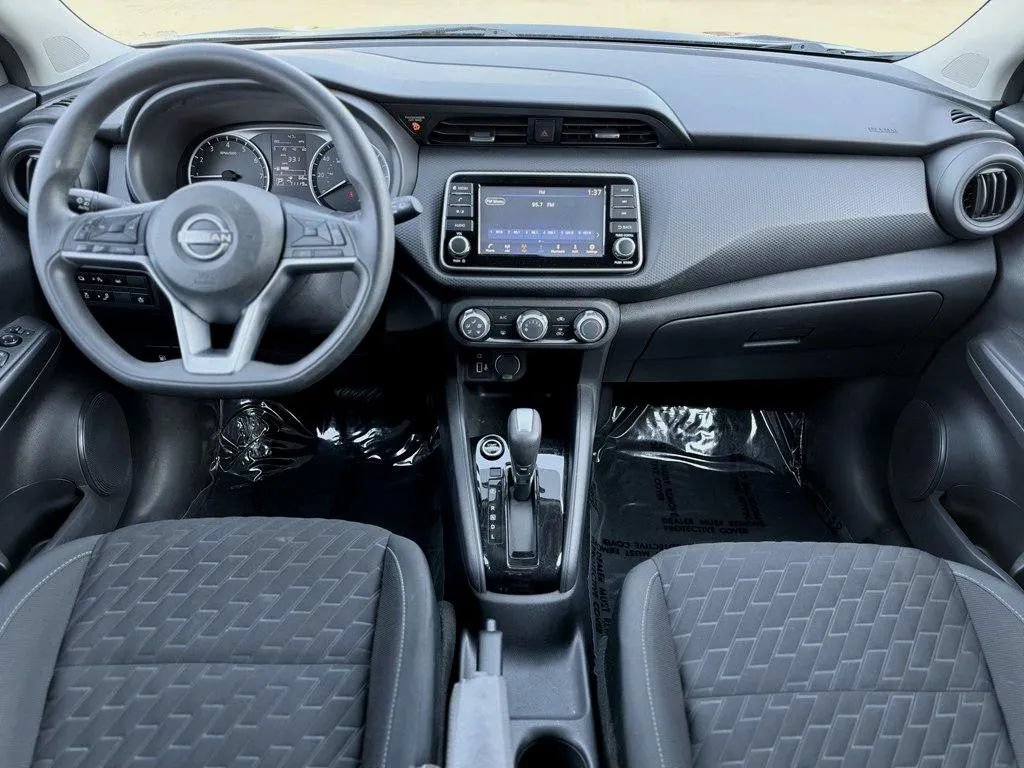 Used 2022 Nissan Kicks S FWD image 11