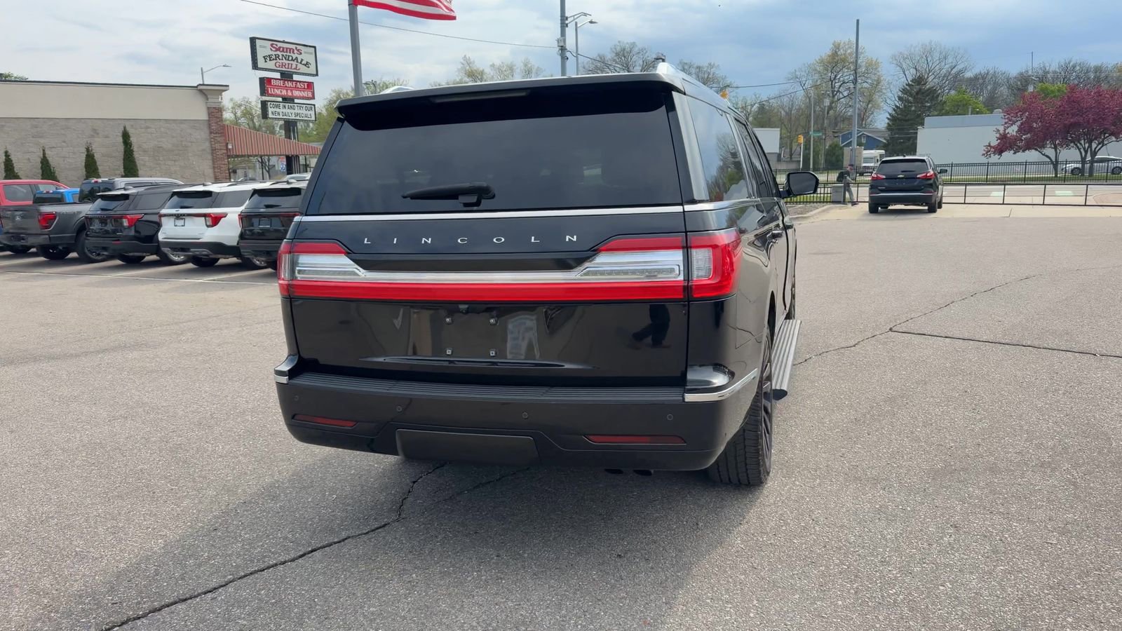 Used 2019 Lincoln Navigator L Reserve AWD/4WD image 11