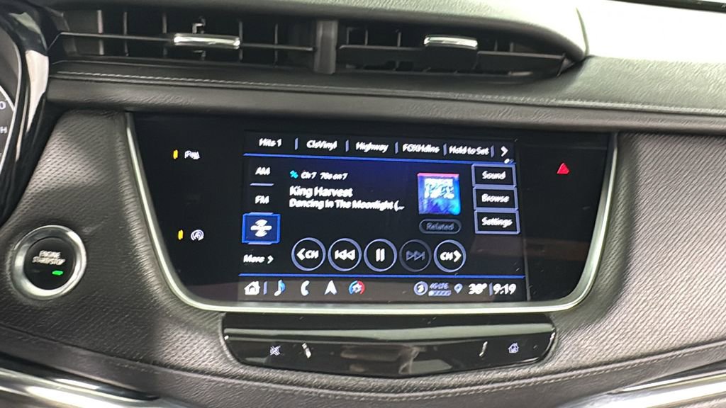 Used 2022 Cadillac XT5 Premium Luxury w/ LPO, Floor Liner Package image 29