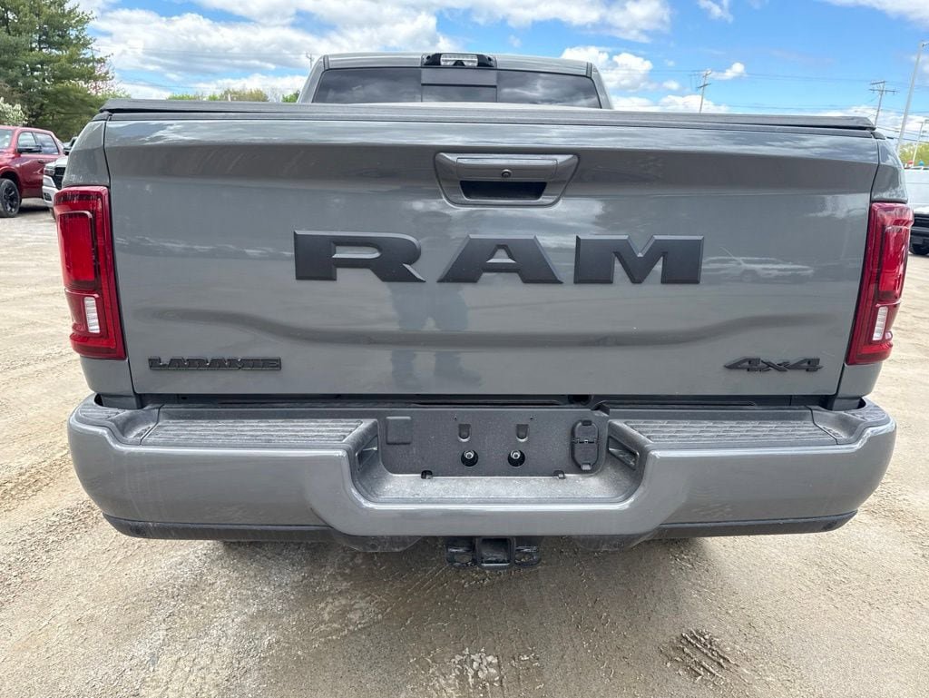 New 2026 RAM 2500 Laramie AWD/4WD image 4
