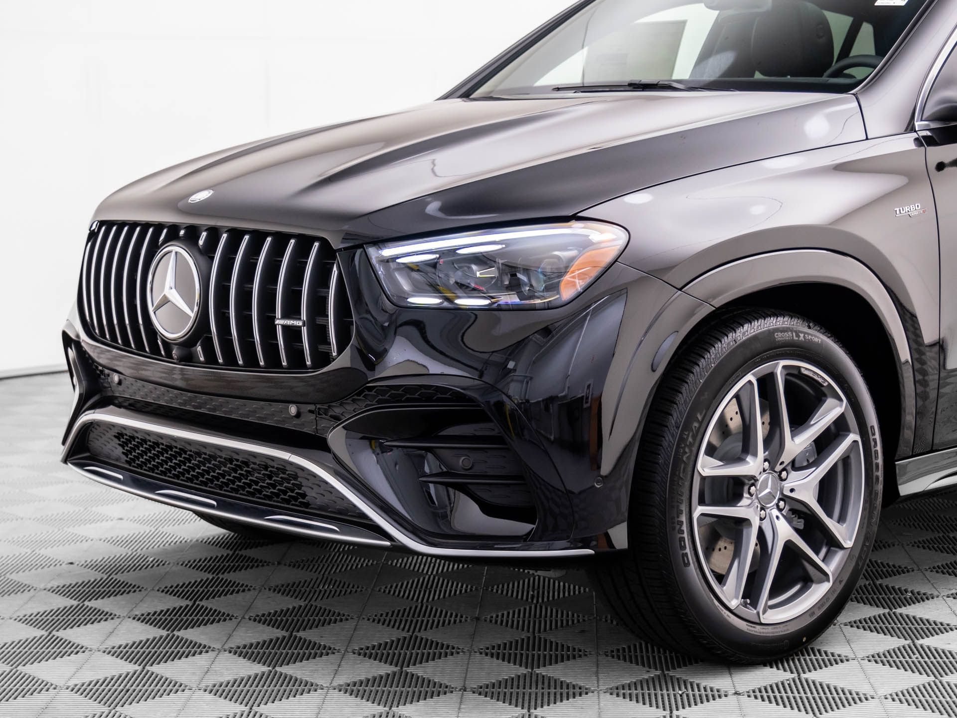 New 2025 Mercedes-Benz GLE 53 AMG 4MATIC Coupe image 36