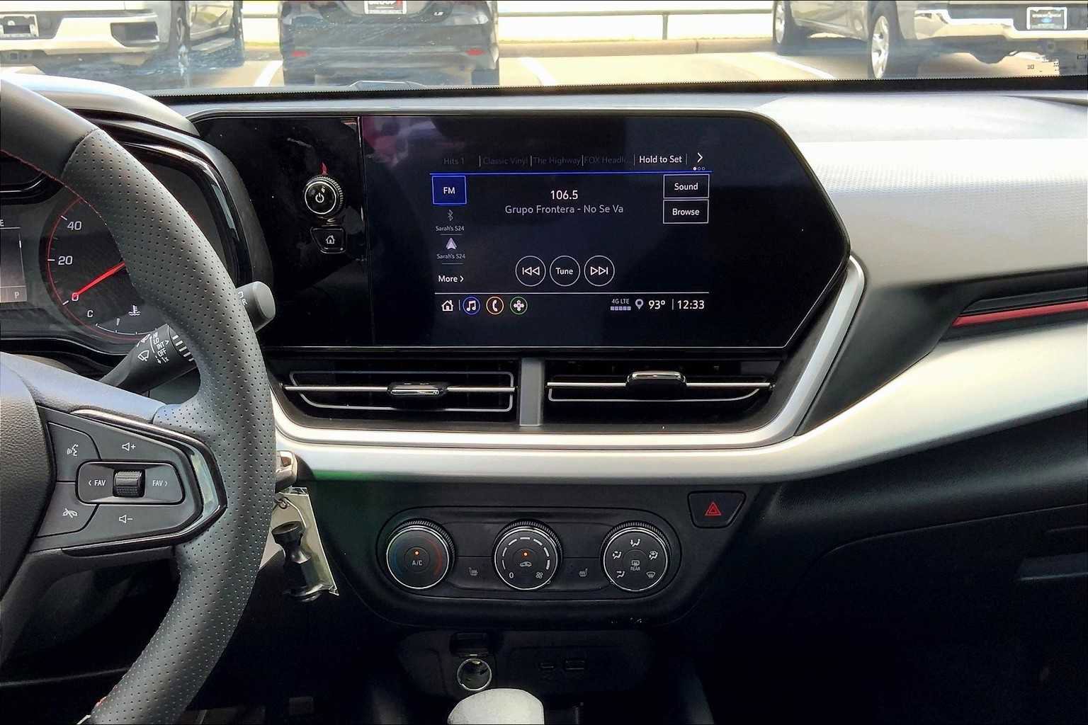 Certified 2024 Chevrolet Trax RS image 6