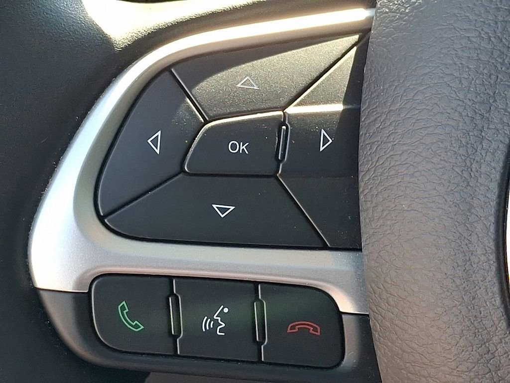 Used 2020 Jeep Compass Latitude AWD/4WD image 22