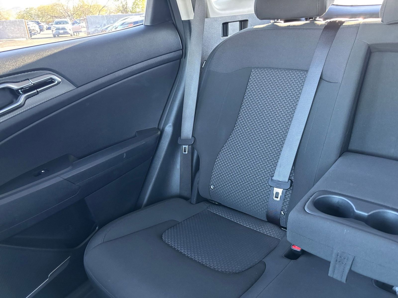 Used 2025 Kia Sportage LX FWD image 38
