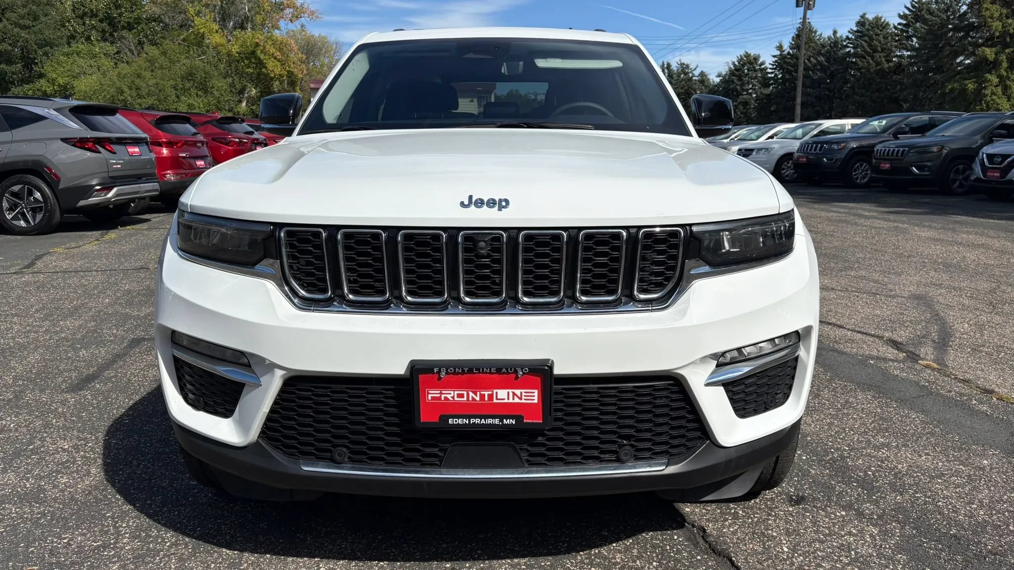 Used 2022 Jeep Grand Cherokee Limited 4xe w/ Luxury Tech Group II AWD/4WD image 14