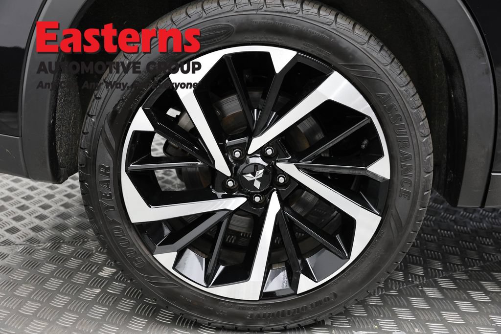 Used 2024 Mitsubishi Outlander SE AWD/4WD image 31