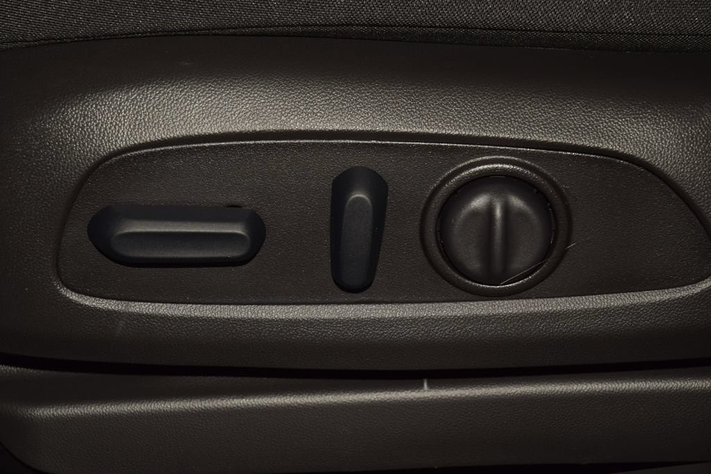 New 2026 Chevrolet TrailBlazer LT w/ Convenience Package FWD image 39