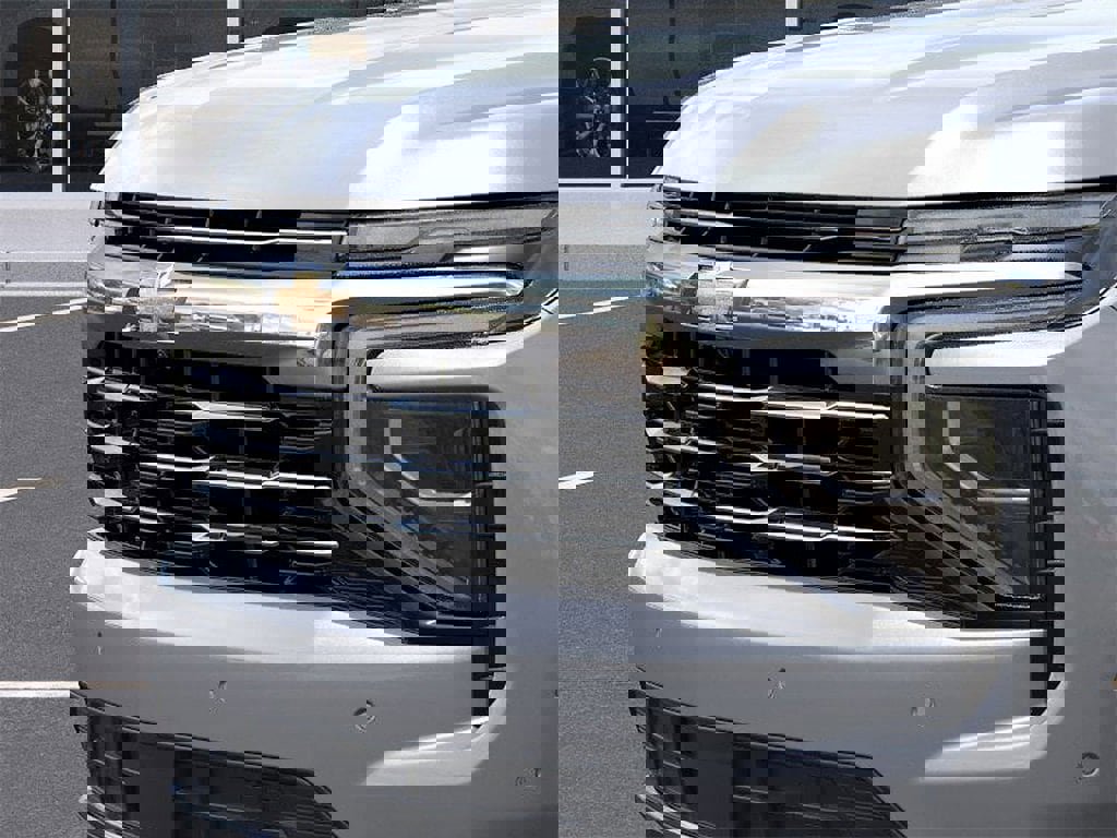 New 2026 Chevrolet Suburban LT image 13