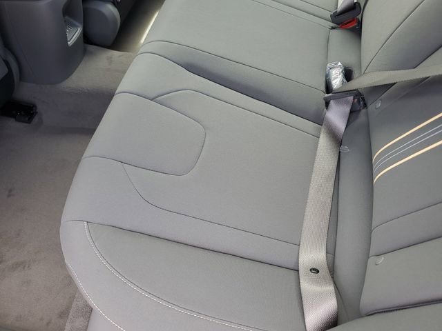 New 2026 Hyundai Elantra Sport FWD image 14