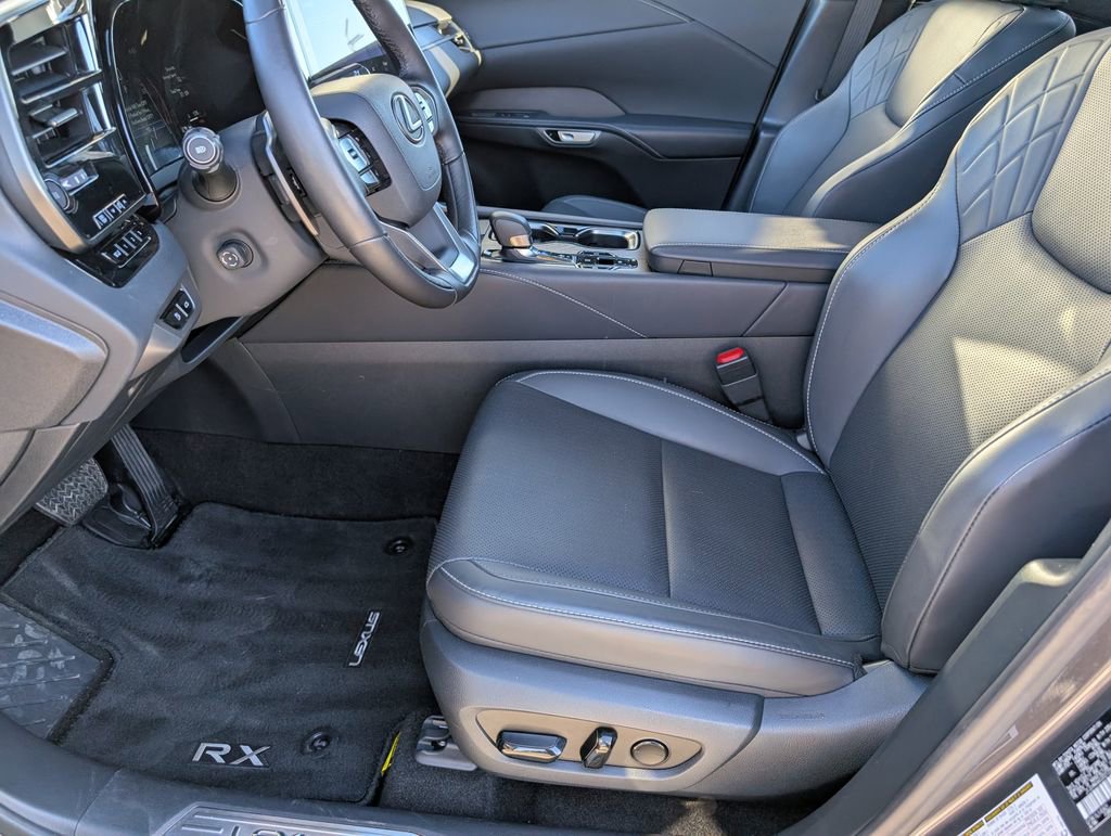 Used 2025 Lexus RX 350 Premium image 9