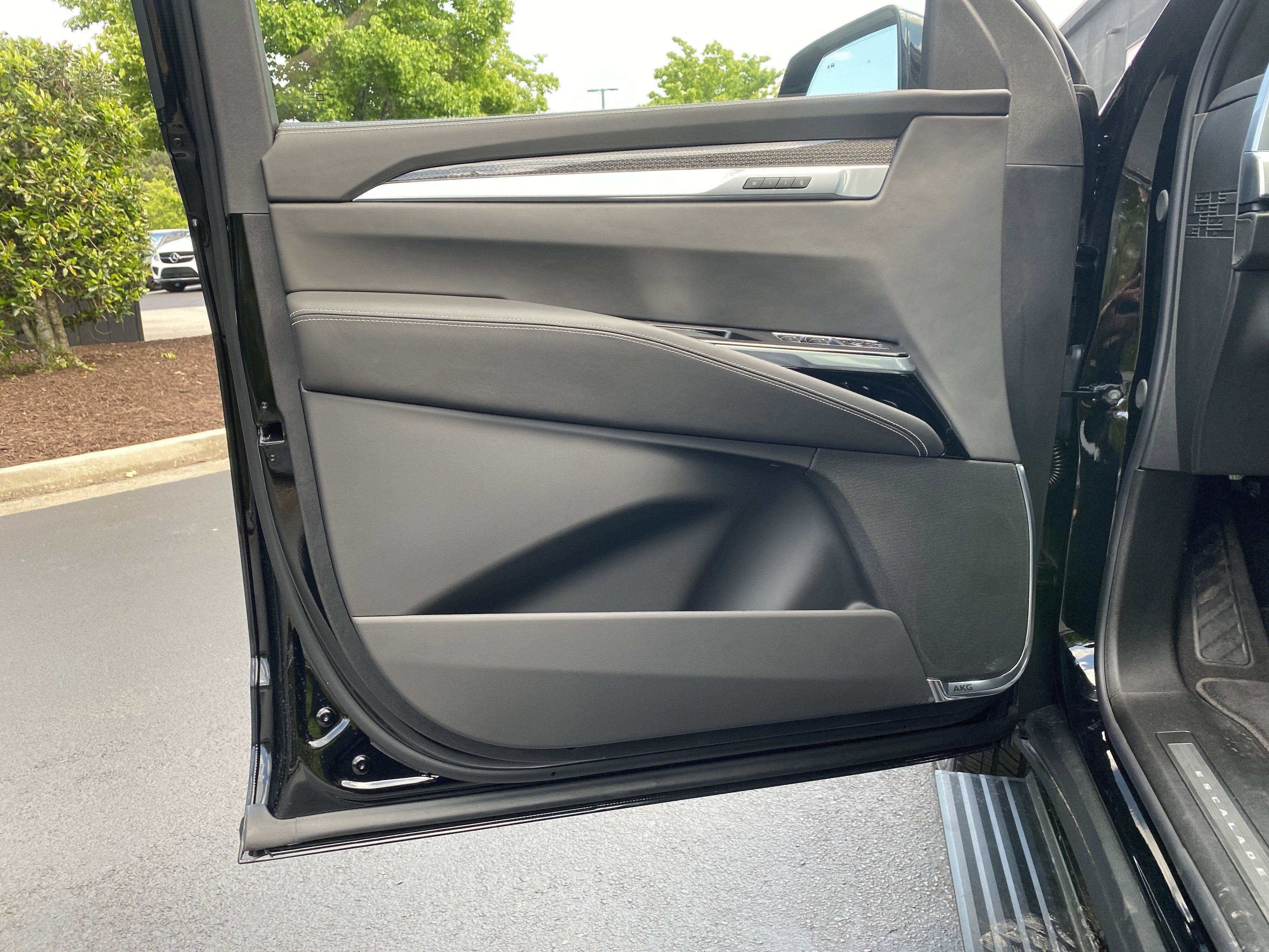 Used 2026 Cadillac Escalade V AWD/4WD image 22