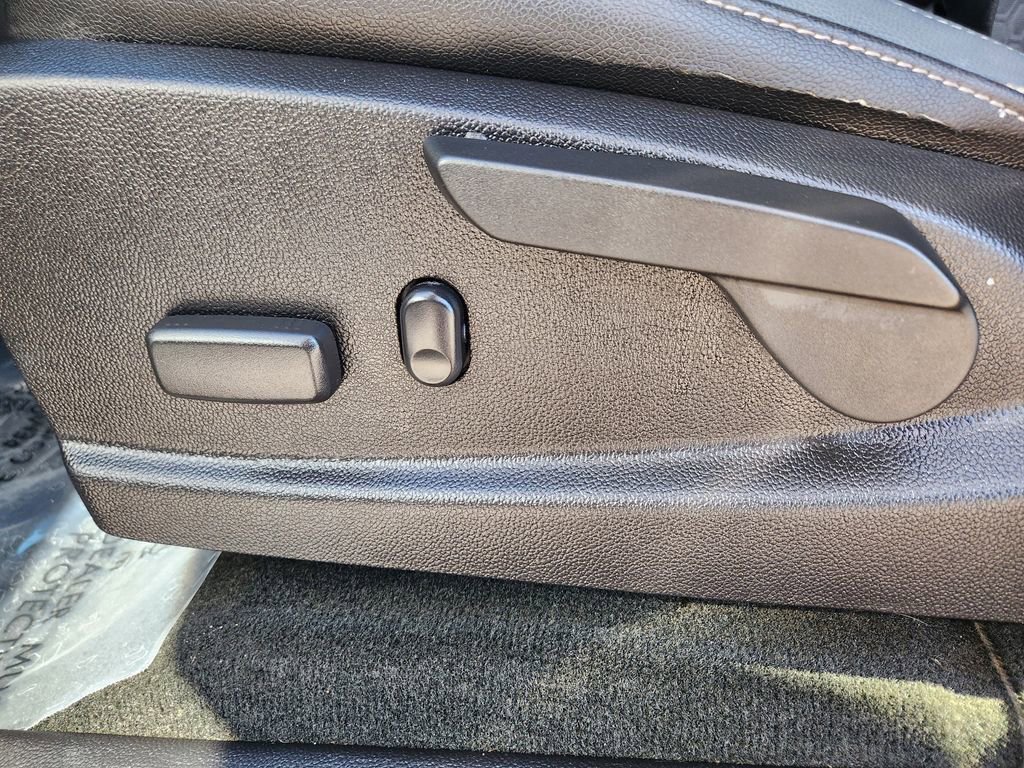 Used 2018 Chevrolet Colorado Z71 image 15