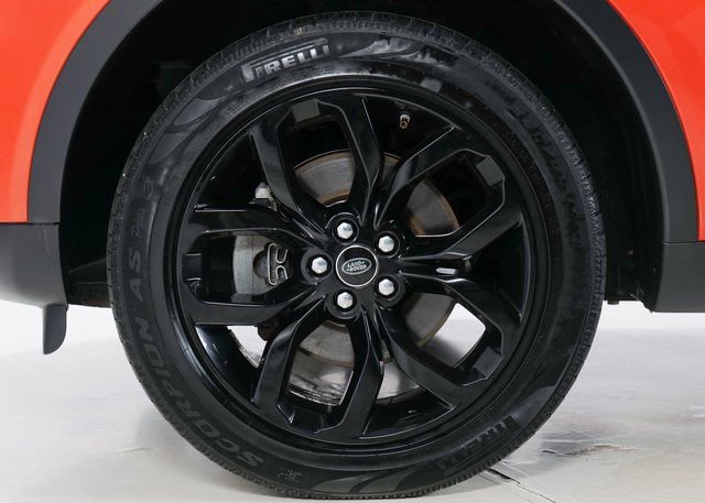 Used 2017 Land Rover Discovery Sport HSE image 9