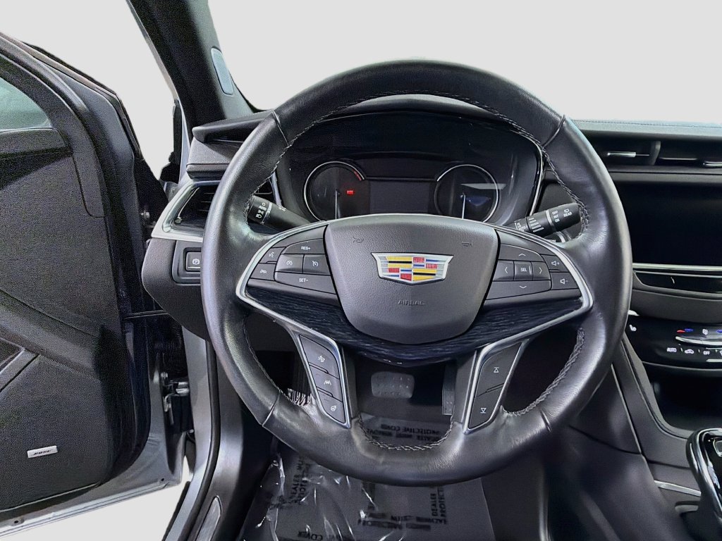 Used 2024 Cadillac XT5 Premium Luxury AWD/4WD image 13