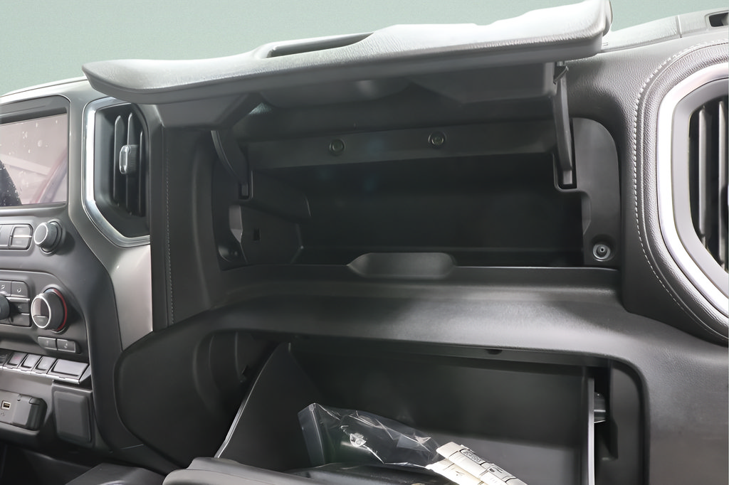 Used 2021 Chevrolet Silverado 1500 RST AWD/4WD image 23