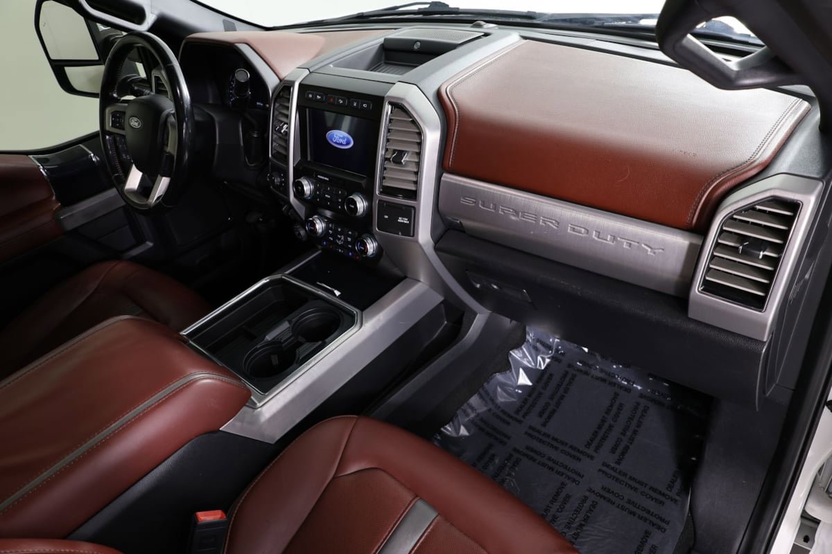Used 2020 Ford F350 Platinum w/ FX4 Off-Road Package image 41