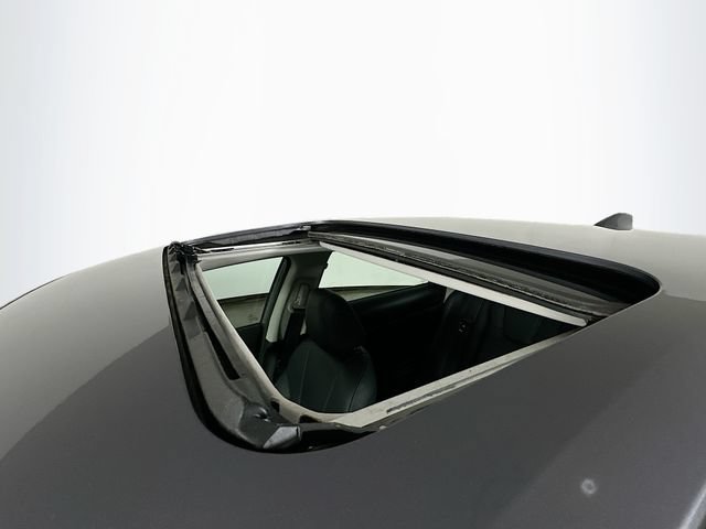 Certified 2022 Honda Insight Touring image 10
