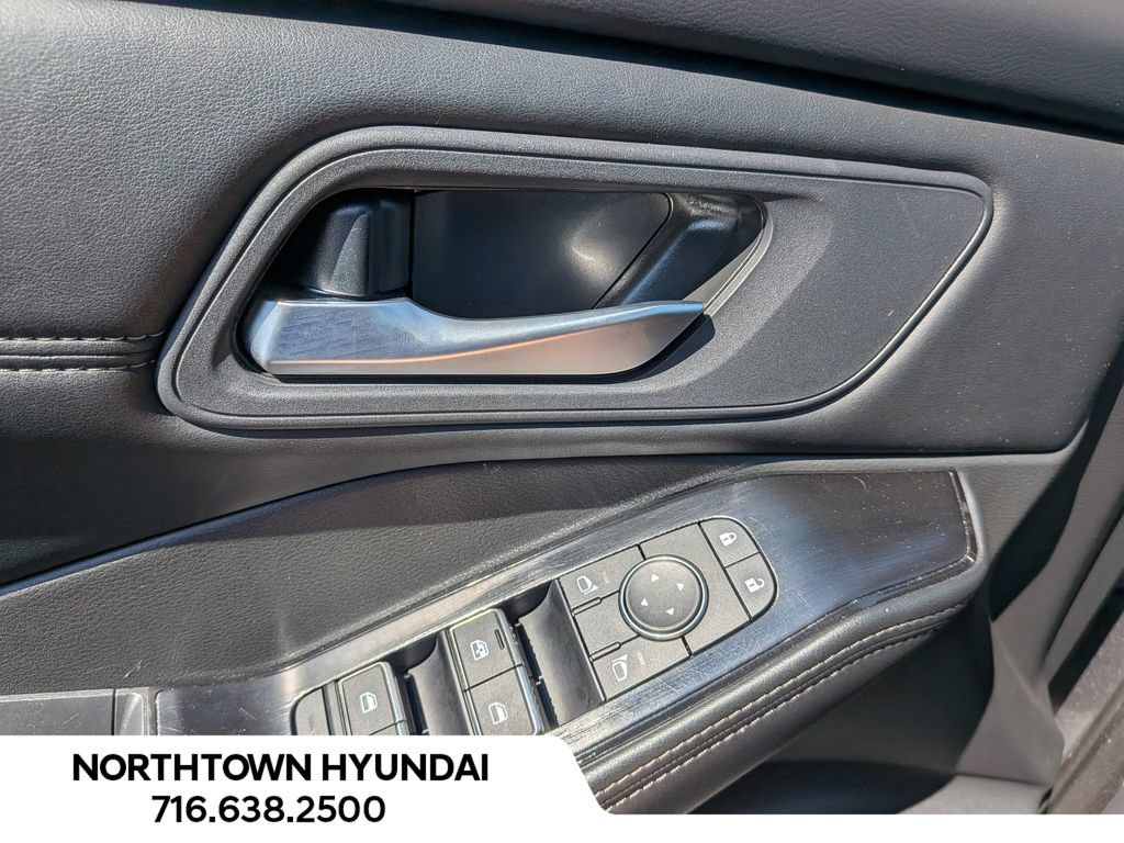 Used 2026 Nissan Rogue SL AWD/4WD image 32