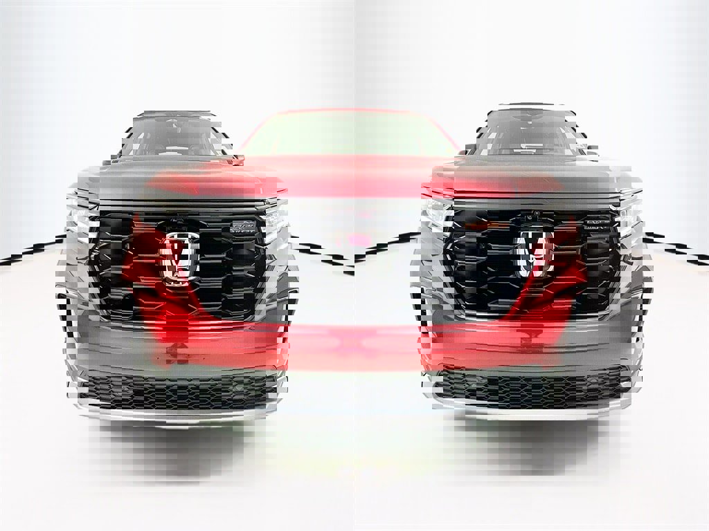 New 2025 Honda Pilot TrailSport image 2