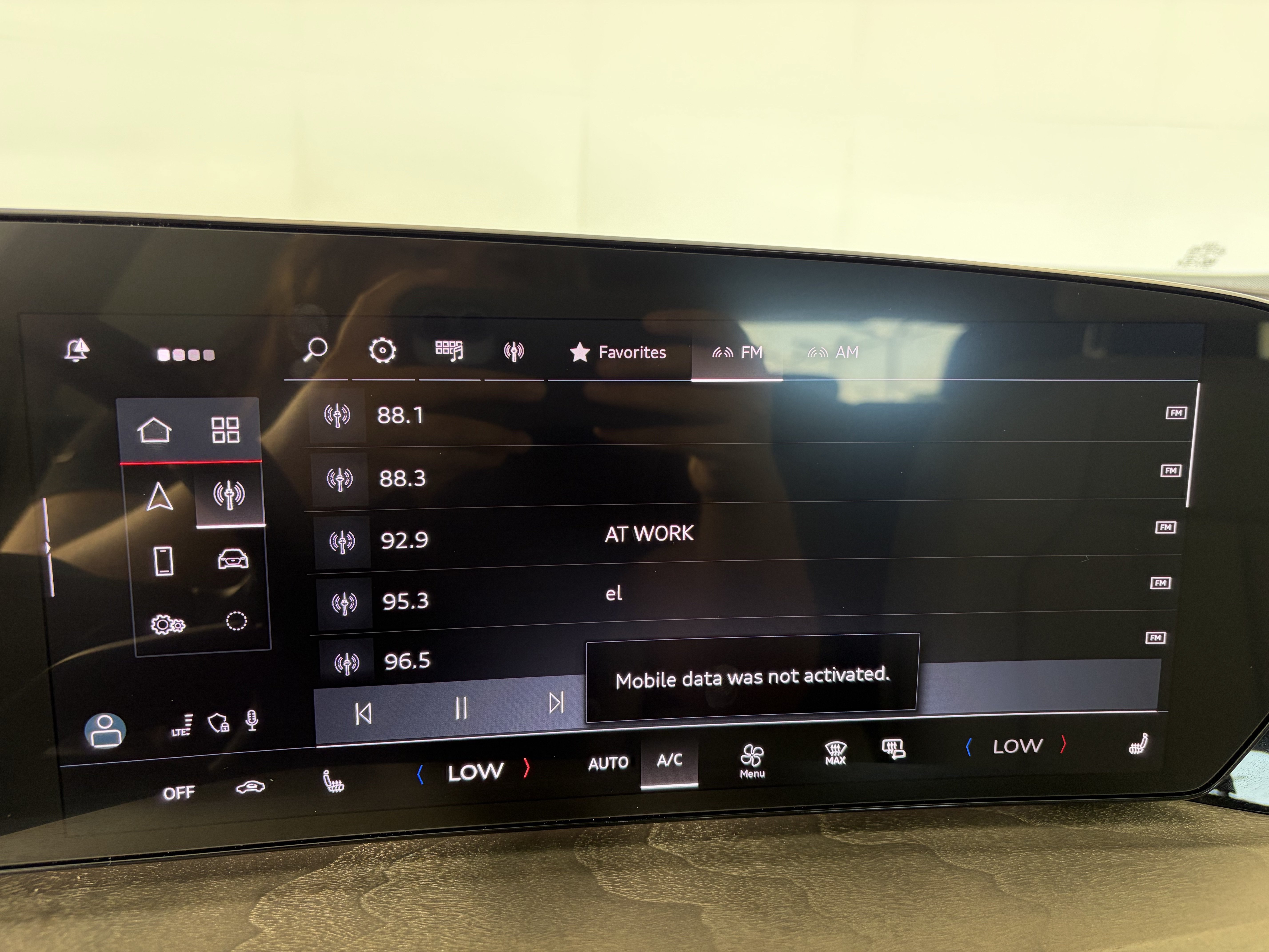 Used 2025 Audi Q5 Premium Plus w/ Premium Plus AWD/4WD image 19
