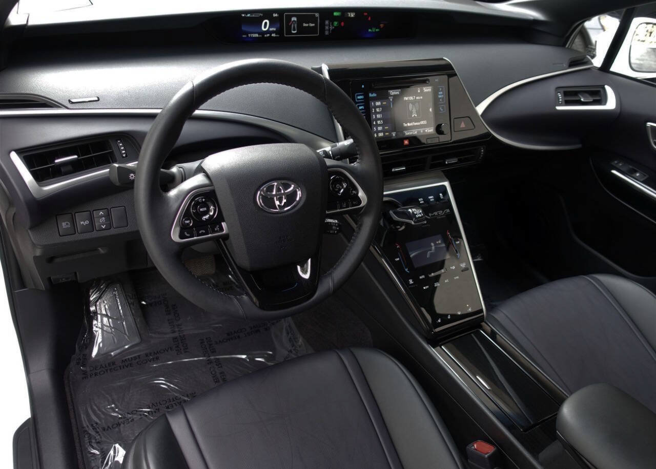 Used 2017 Toyota Mirai FWD image 28
