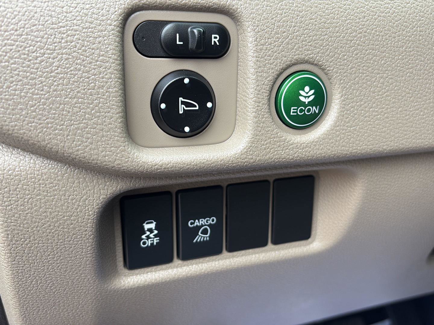 Certified 2018 Honda Ridgeline RTL-T image 18