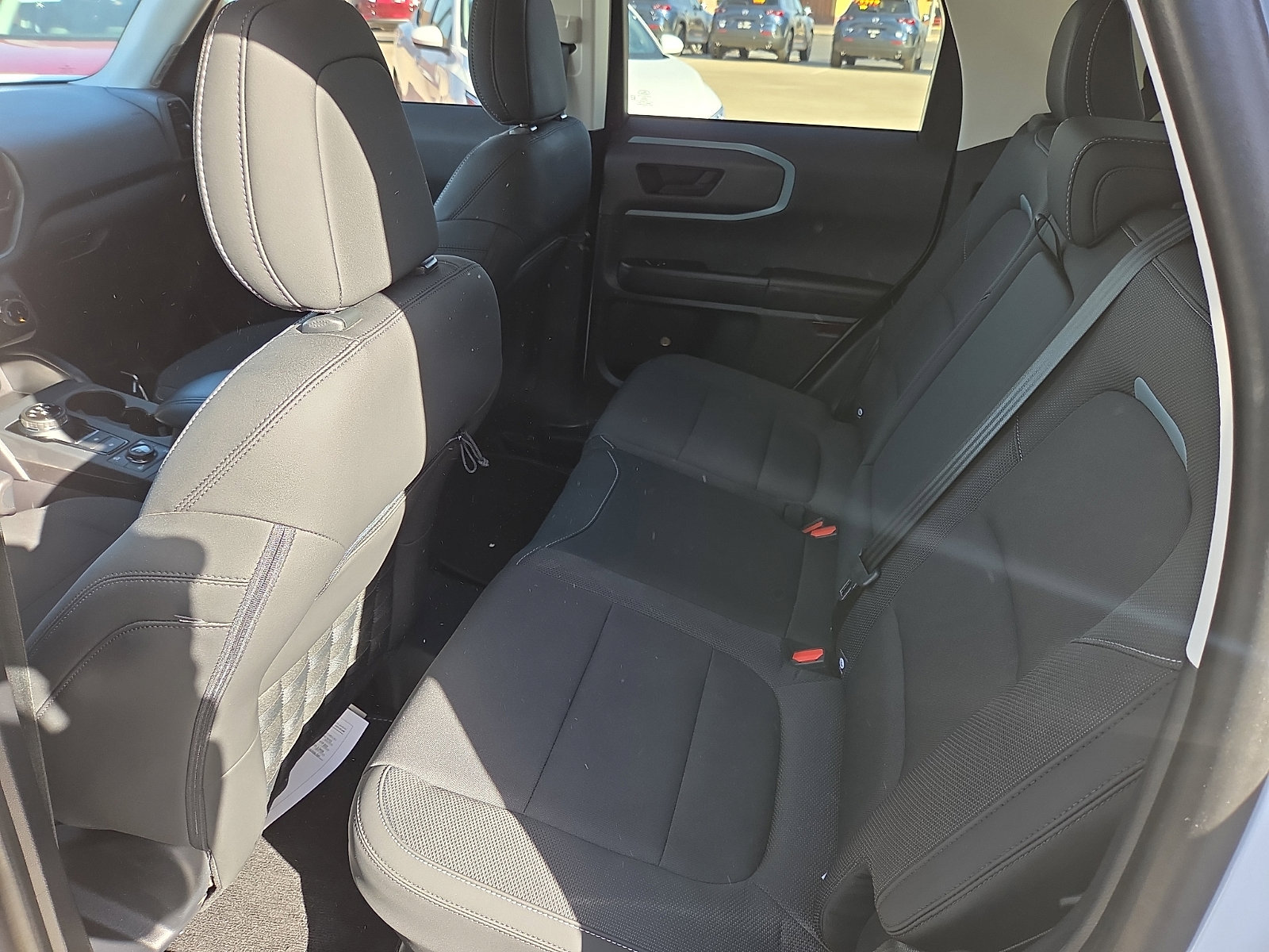 Used 2023 Ford Bronco Sport Badlands image 9