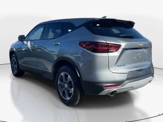 Used 2023 Chevrolet Blazer LT w/ Driver Confidence Package image 5