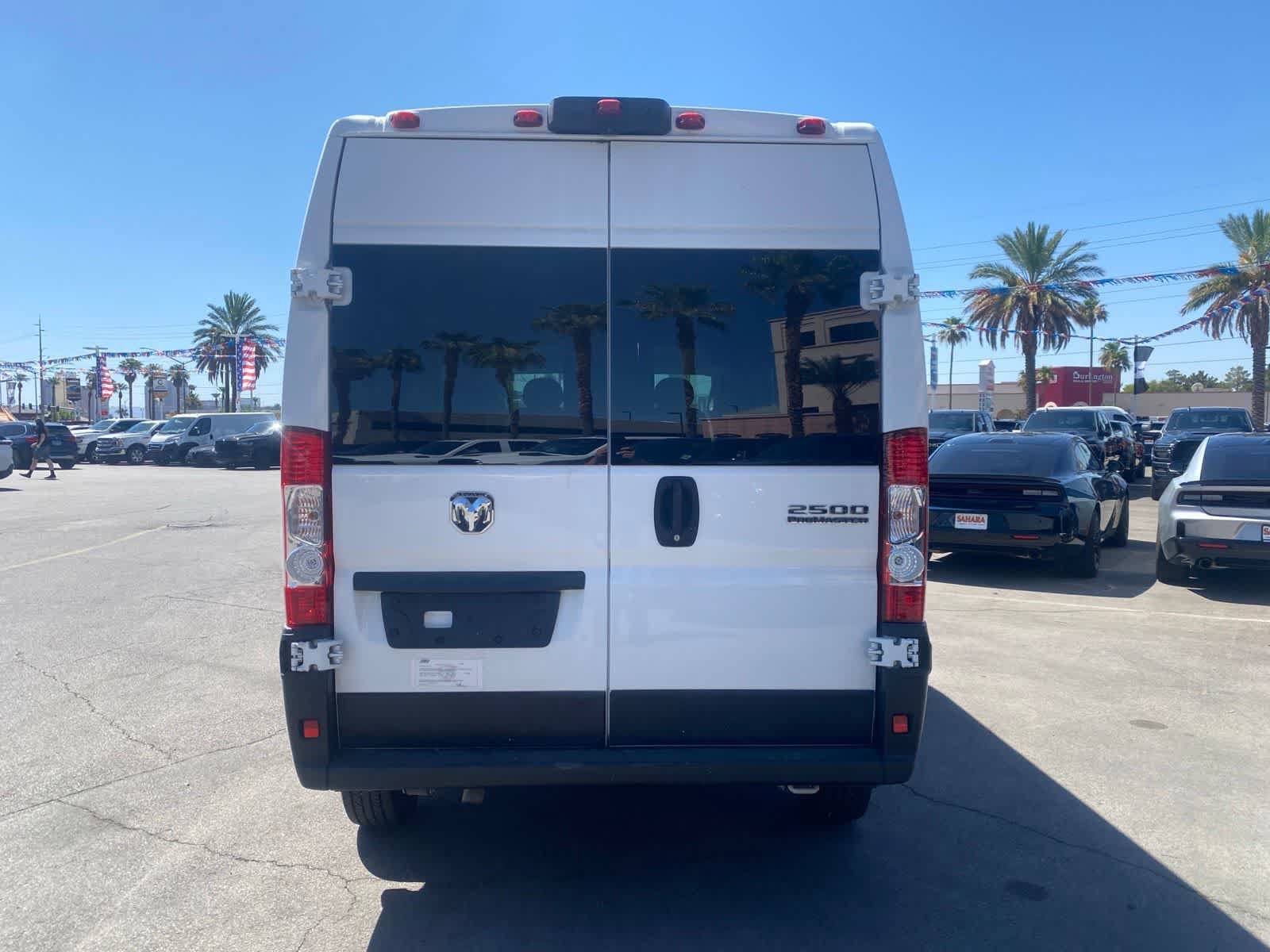 Used 2023 RAM ProMaster 2500 FWD image 6
