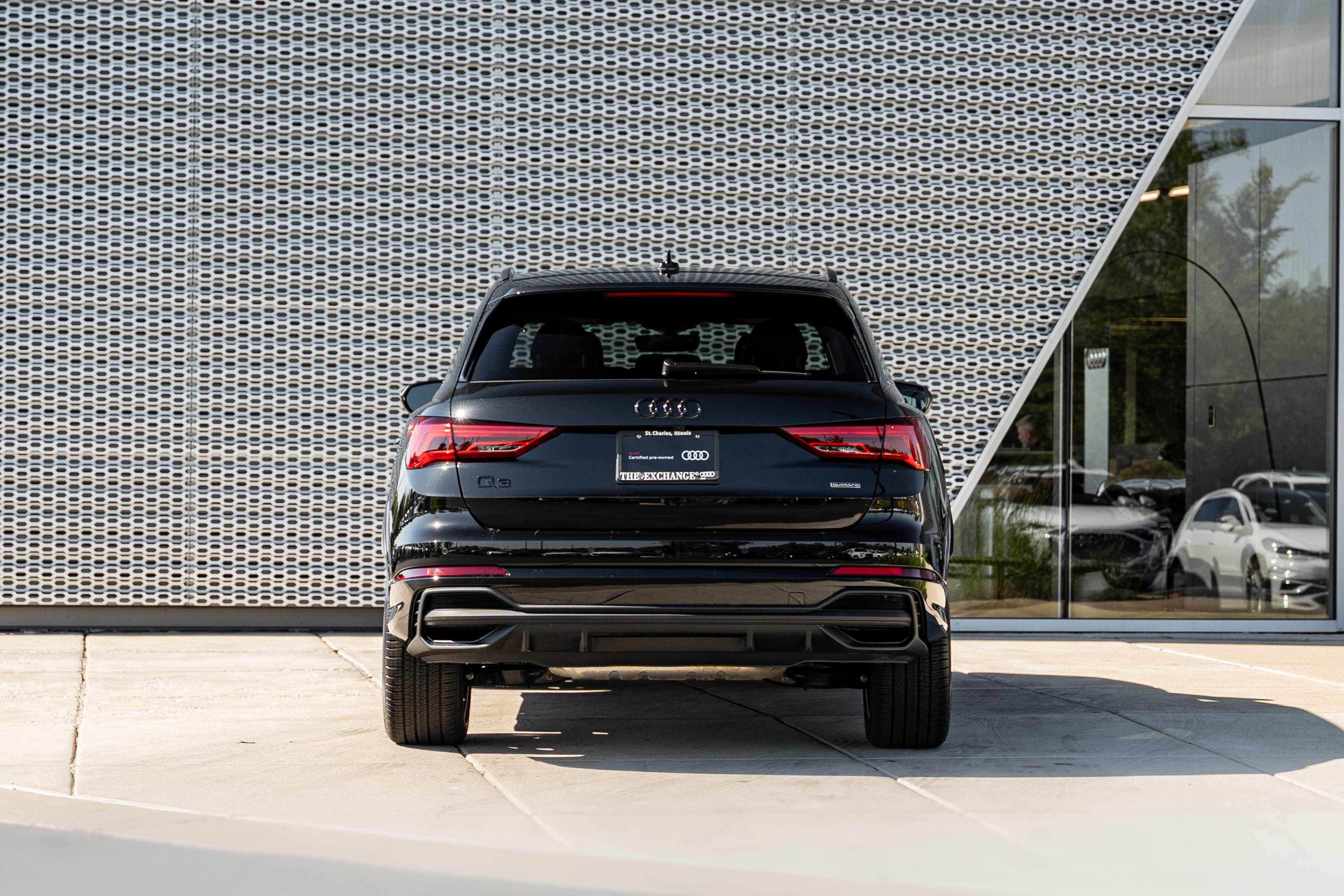 Certified 2025 Audi Q3 2.0T Premium w/ Convenience Package AWD/4WD image 28