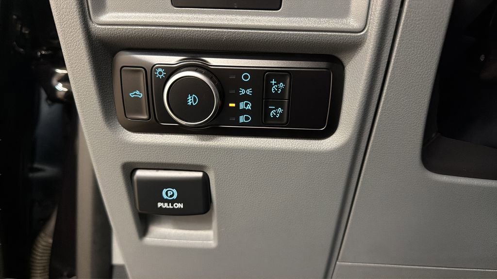 Used 2025 Ford F150 XLT w/ Equipment Group 301A Standard image 19