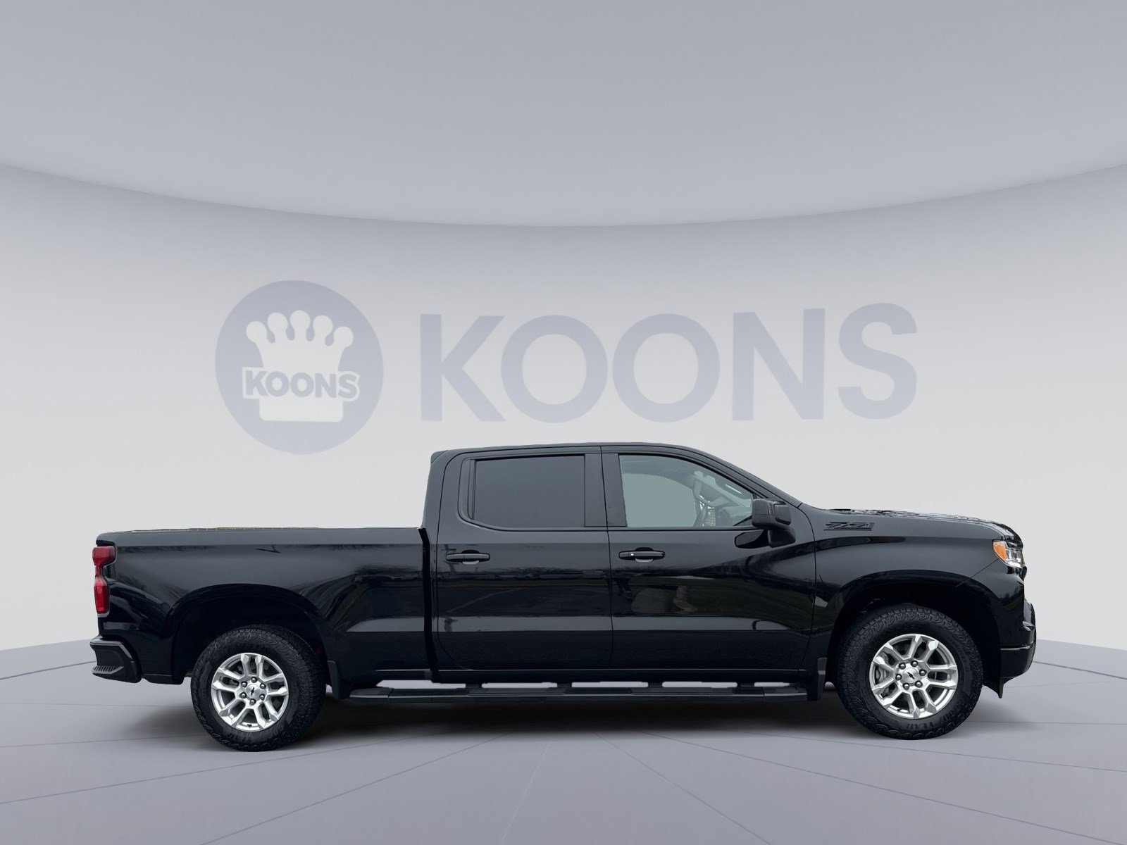 Used 2024 Chevrolet Silverado 1500 RST w/ Convenience Package II image 8