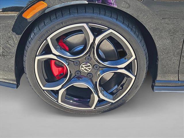 Certified 2025 Volkswagen GTI Autobahn FWD image 24