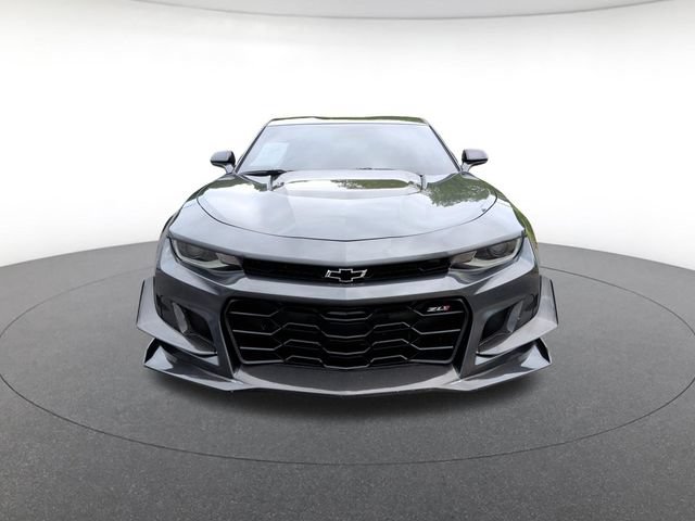 Used 2018 Chevrolet Camaro ZL1 RWD image 8