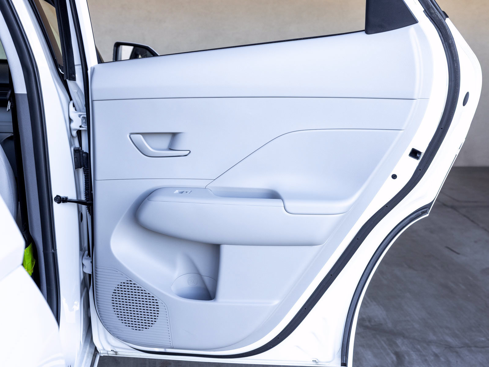 New 2025 Hyundai Kona SEL FWD image 17