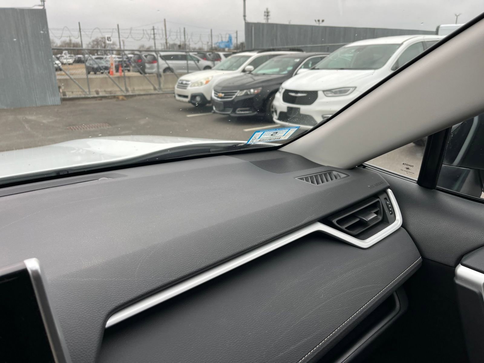 Used 2025 Toyota RAV4 LE image 34