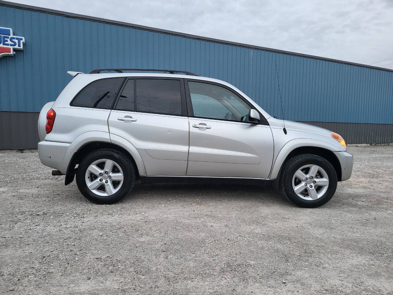 Used 2005 Toyota RAV4 4WD image 6
