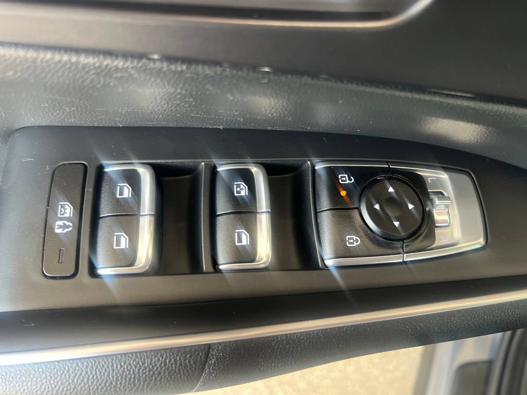 Certified 2024 Kia Sorento LX FWD image 43