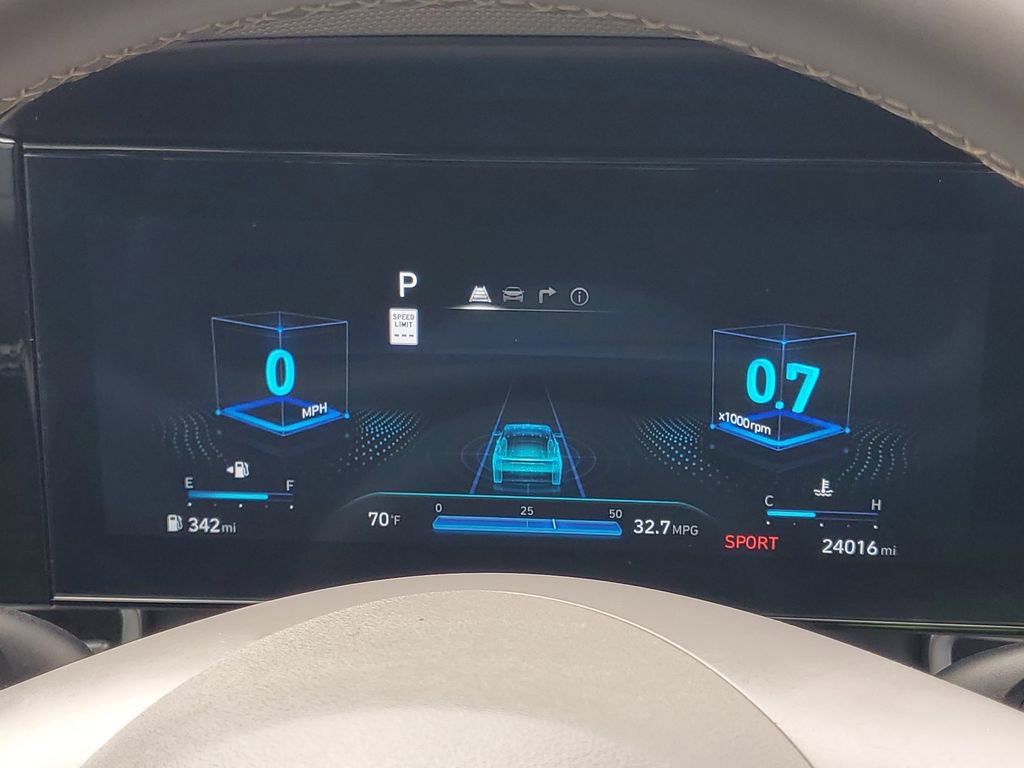 Used 2024 Hyundai Elantra SEL w/ Convenience Package FWD image 18