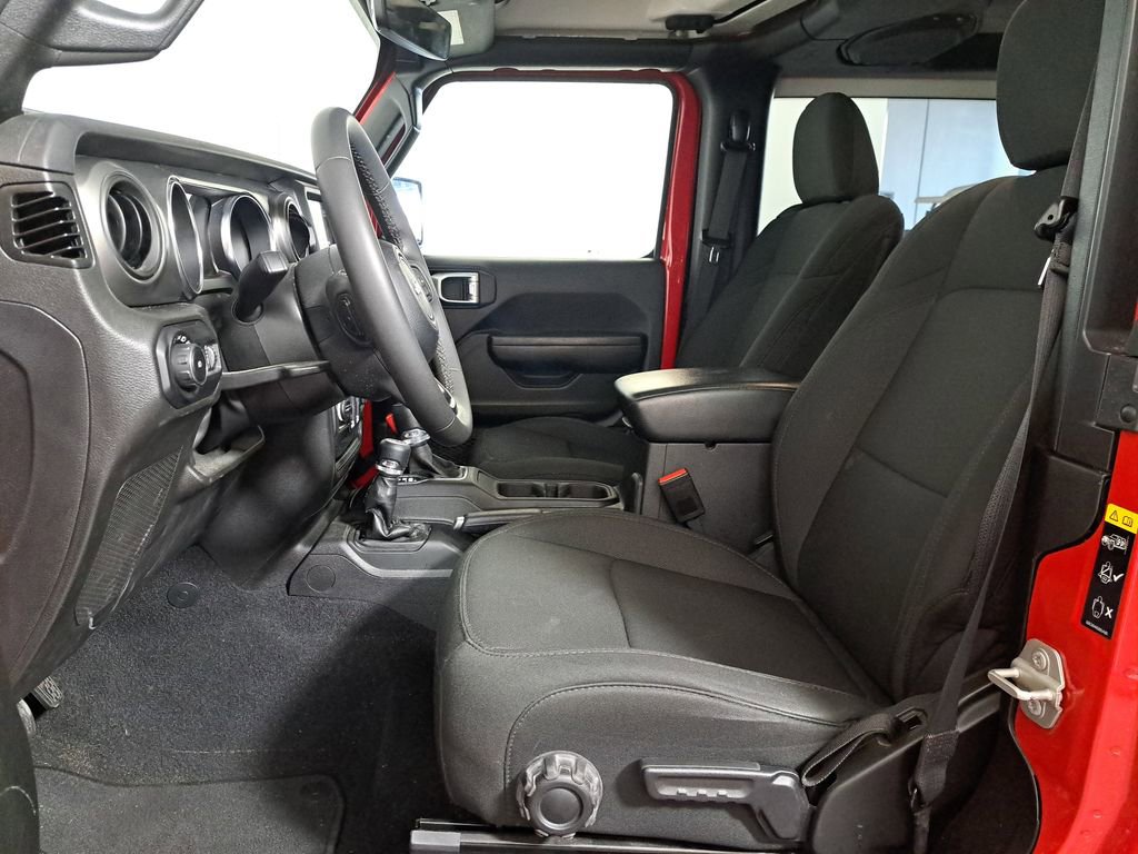 Used 2023 Jeep Wrangler Sport S image 10