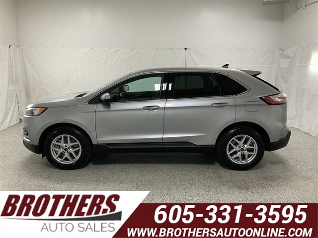 Used 2024 Ford Edge SEL image 1