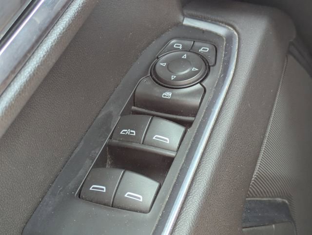 Used 2022 Chevrolet Silverado 1500 LT AWD/4WD image 28