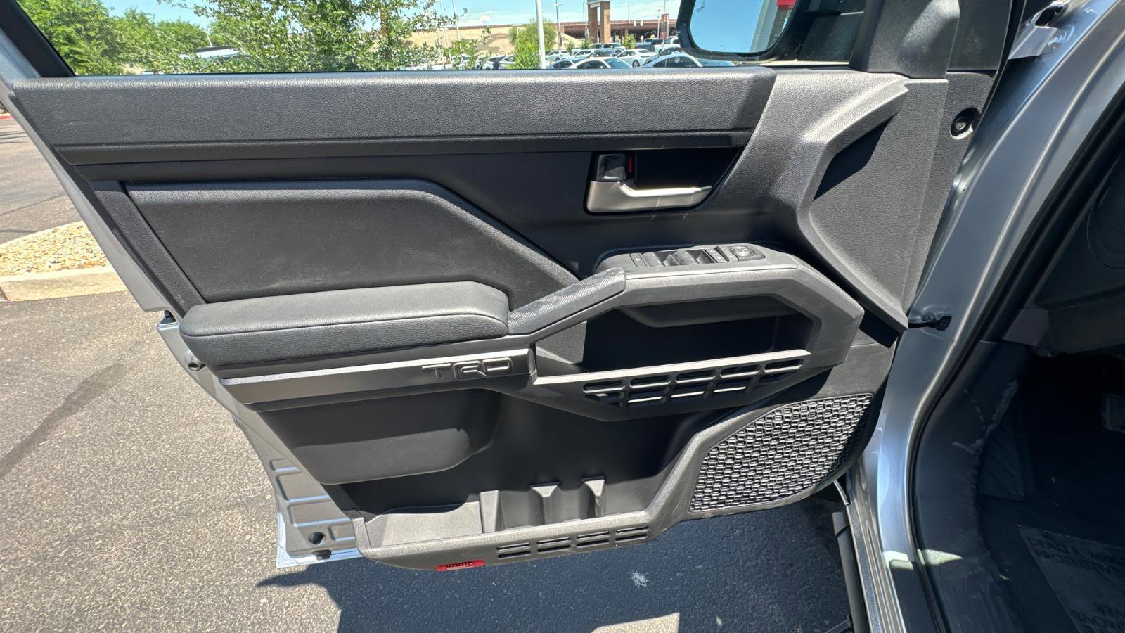 New 2024 Toyota Tacoma TRD Off-Road image 15