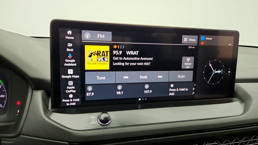 Used 2023 Honda Accord Touring image 19