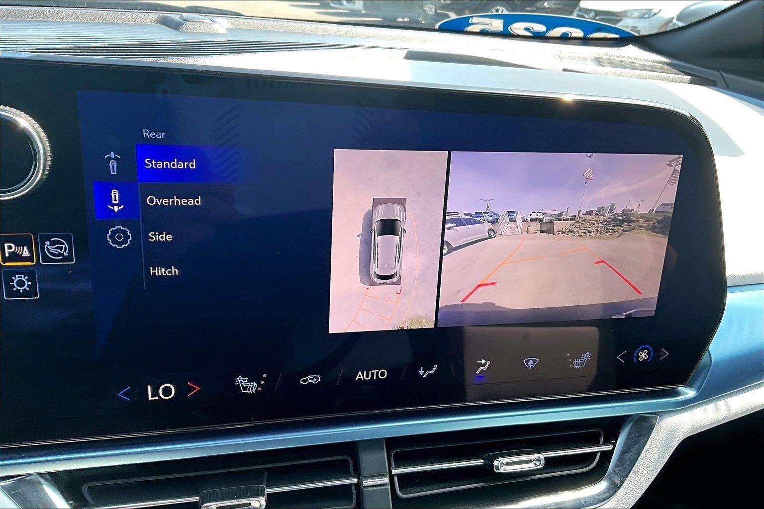 Used 2025 Chevrolet Equinox EV LT FWD image 21