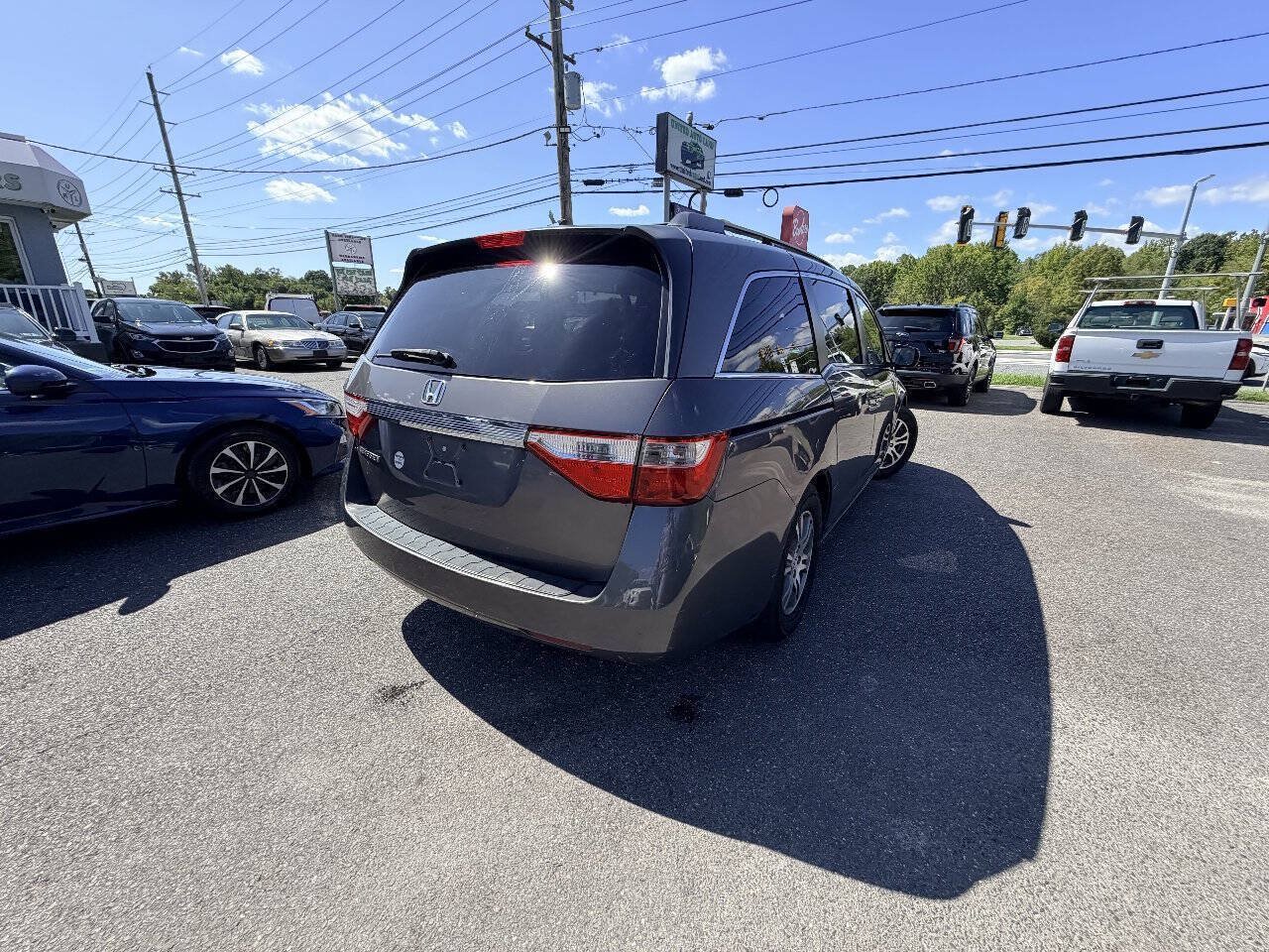 Used 2011 Honda Odyssey EX image 15
